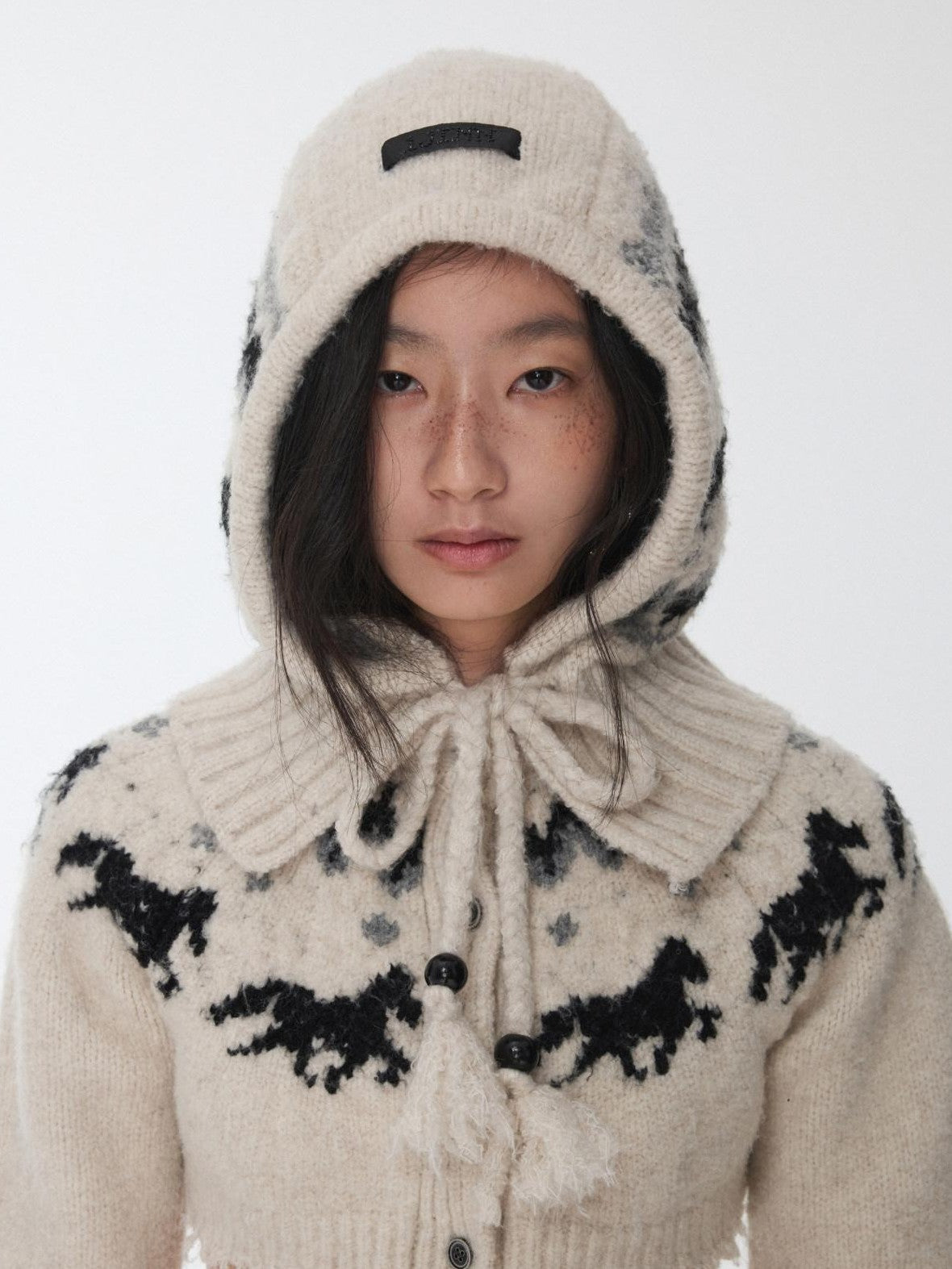 1JINN STUDIO Fair Isle Vintage Pony Jacquard Beaded Drawstring Women&