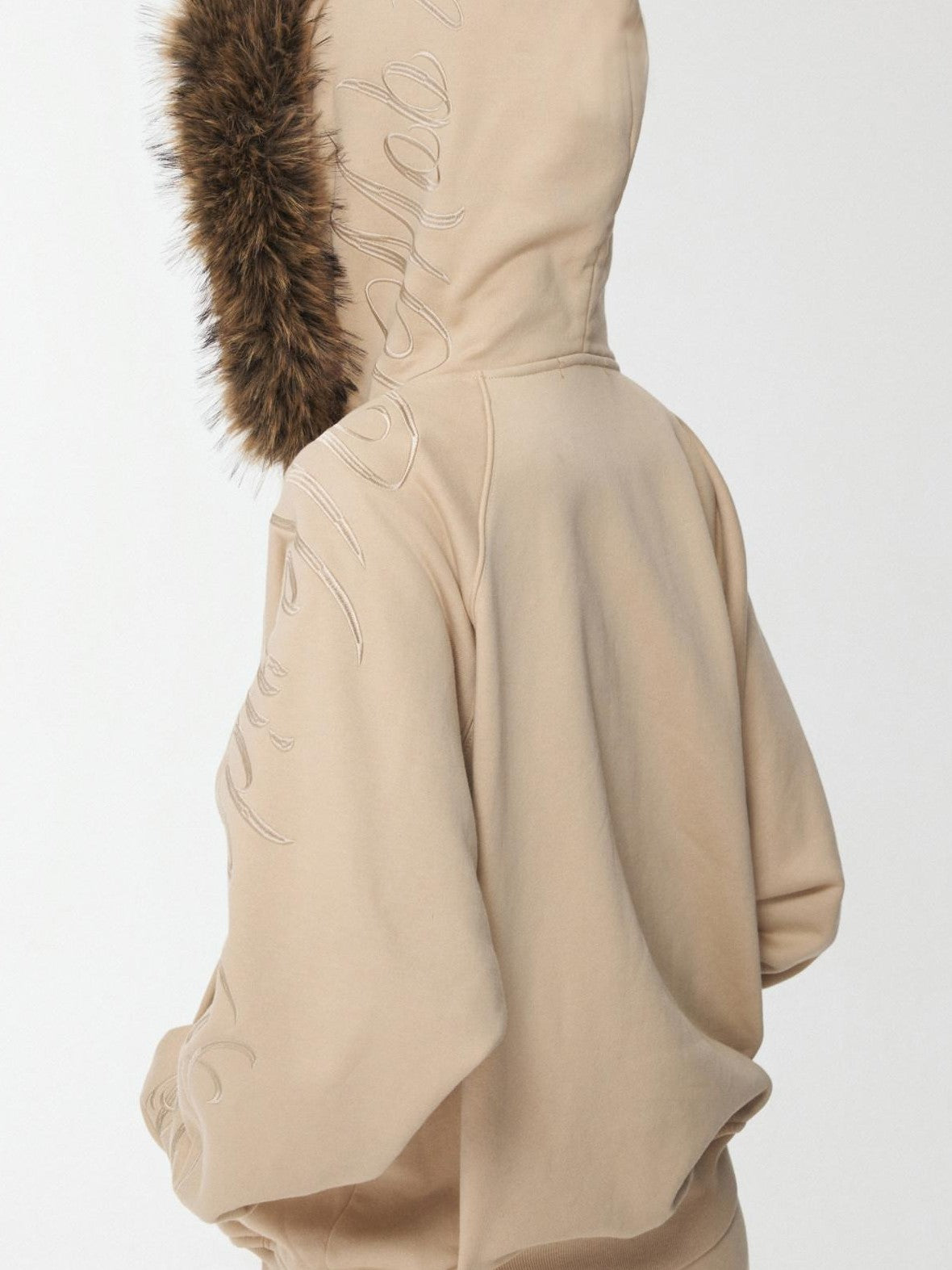 1JINN STUDIO Faux Fur Collar Script Embroidered Women&