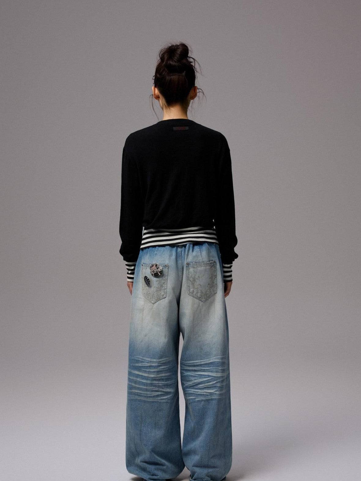 1JINN STUDIO Henley Collar Bud Sleeve Waist Cinched Women&