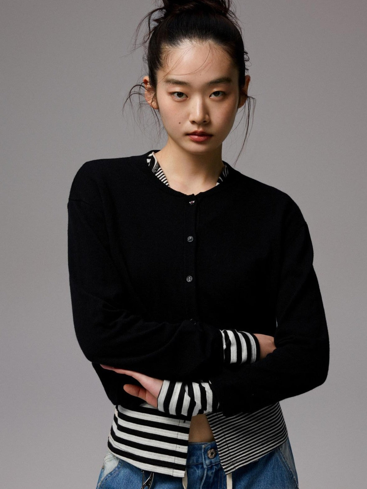 1JINN STUDIO Henley Collar Bud Sleeve Waist Cinched Women&