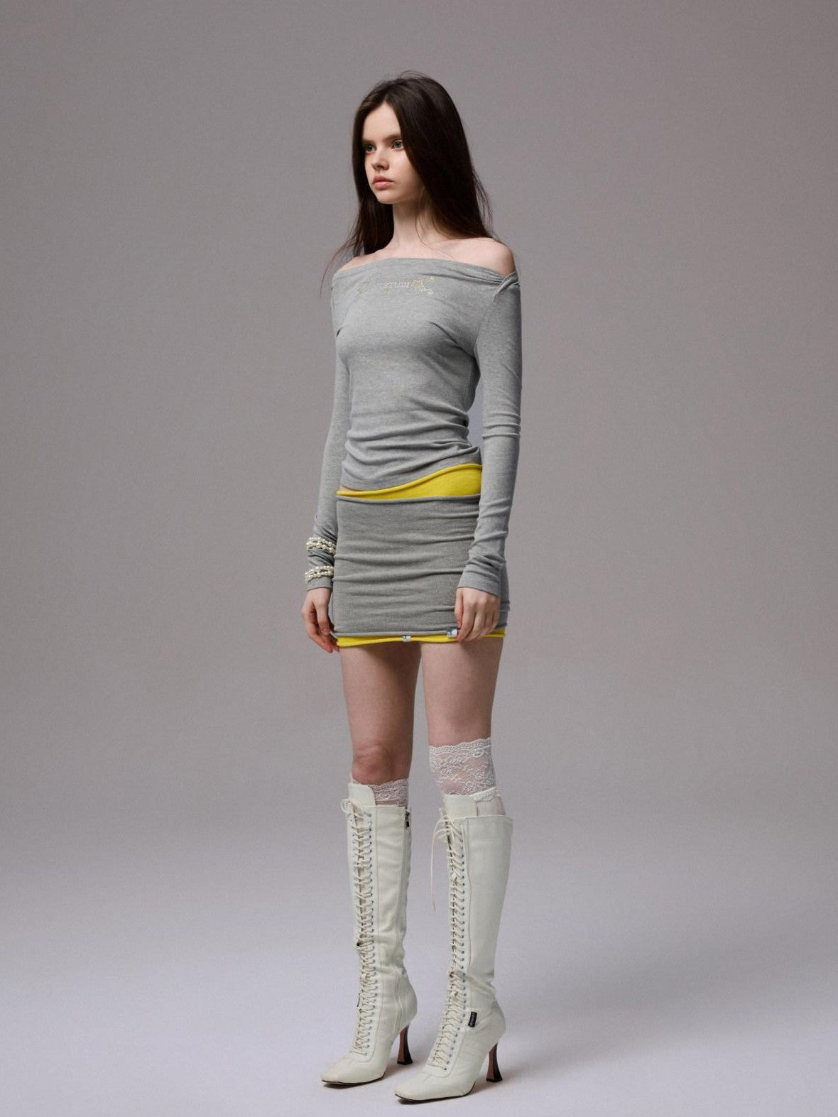 1JINN STUDIO Knit Solid Rolled Edge Straight Neck Women&