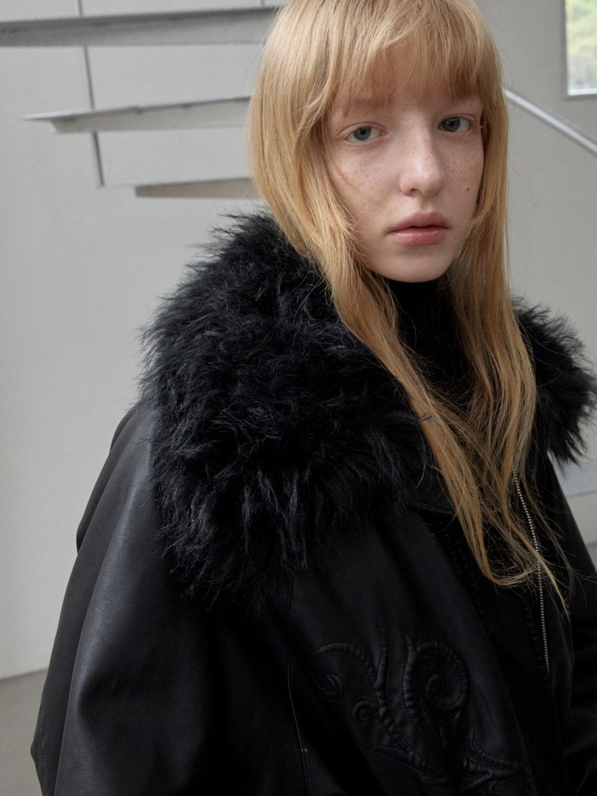 1JINN STUDIO Large Fur Collar Embossed Embroidery Padded Loose Fit Women&
