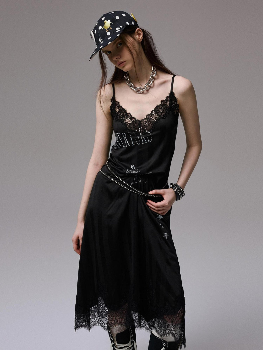 1JINN STUDIO Letter Print Lace Patchwork V-neck Women&