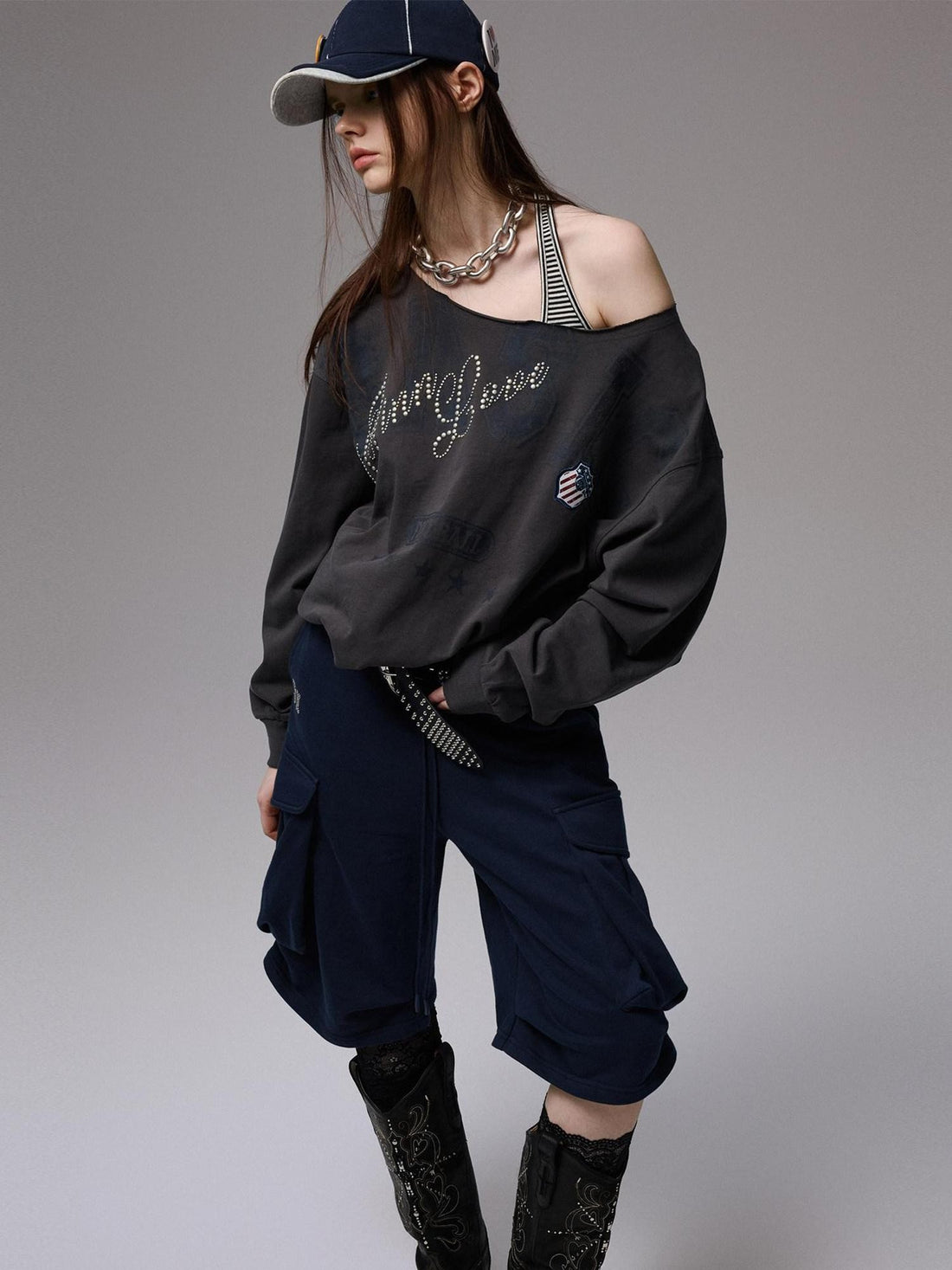 1JINN STUDIO Retro Letter Rhinestone Asymmetric Shoulder Women&