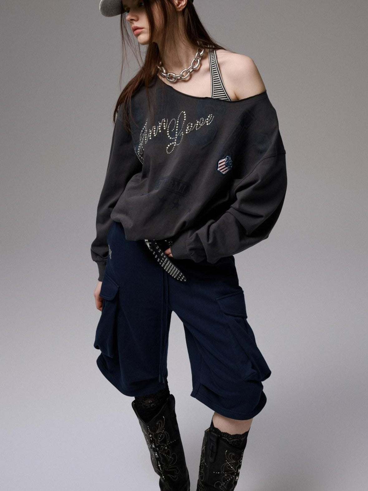 1JINN STUDIO Retro Letter Rhinestone Asymmetric Shoulder Women&