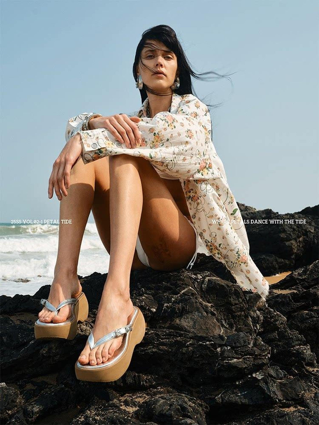 1JINN STUDIO Retro Textured Thong Wedge Women&