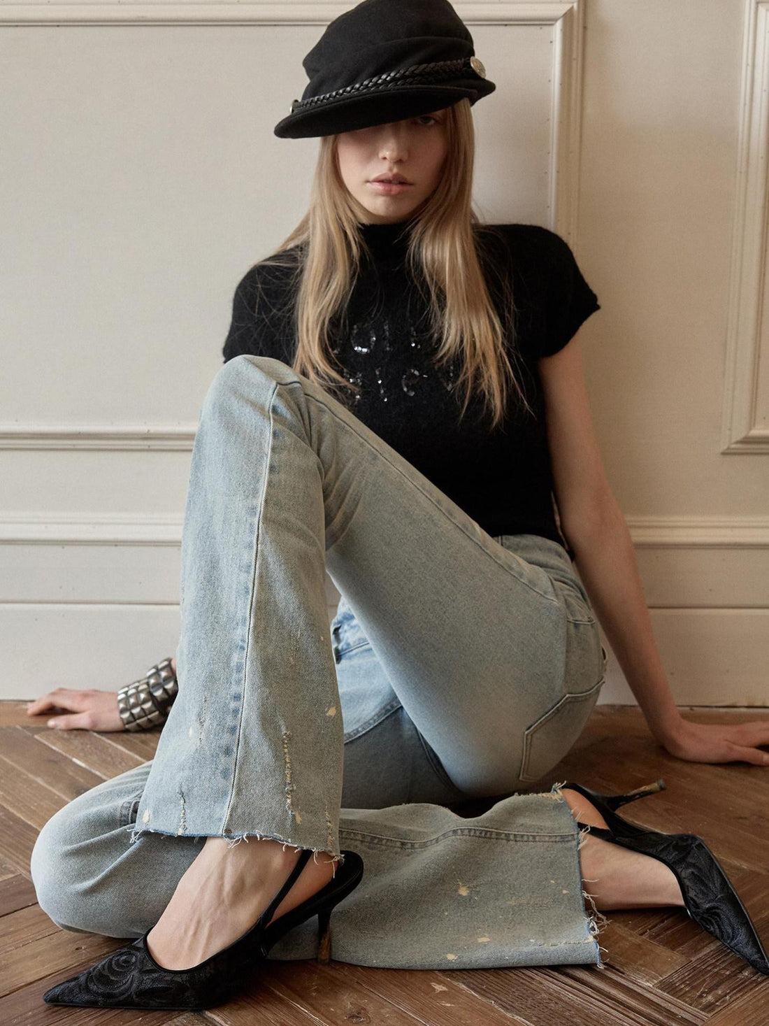 1JINN STUDIO Sequin Embroidered Slim Fit Short Sleeve Women&