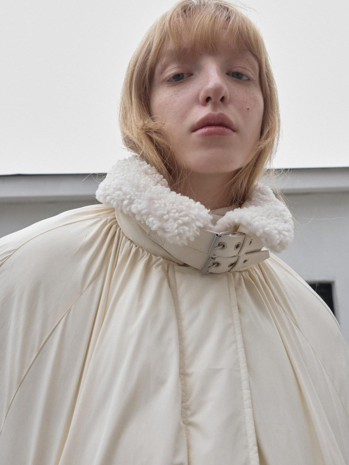 1JINN STUDIO Shearling Pleated Belted Stand Collar Women&