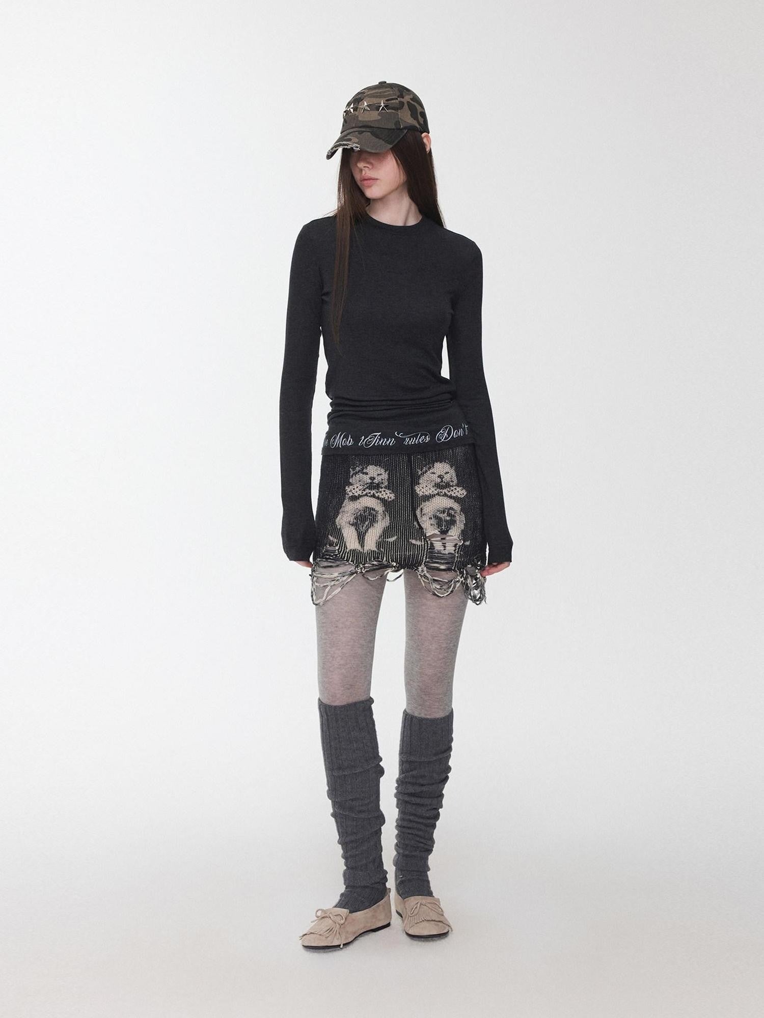 1JINN STUDIO Solid Crew Neck Sheer Hem Letter Print Women&