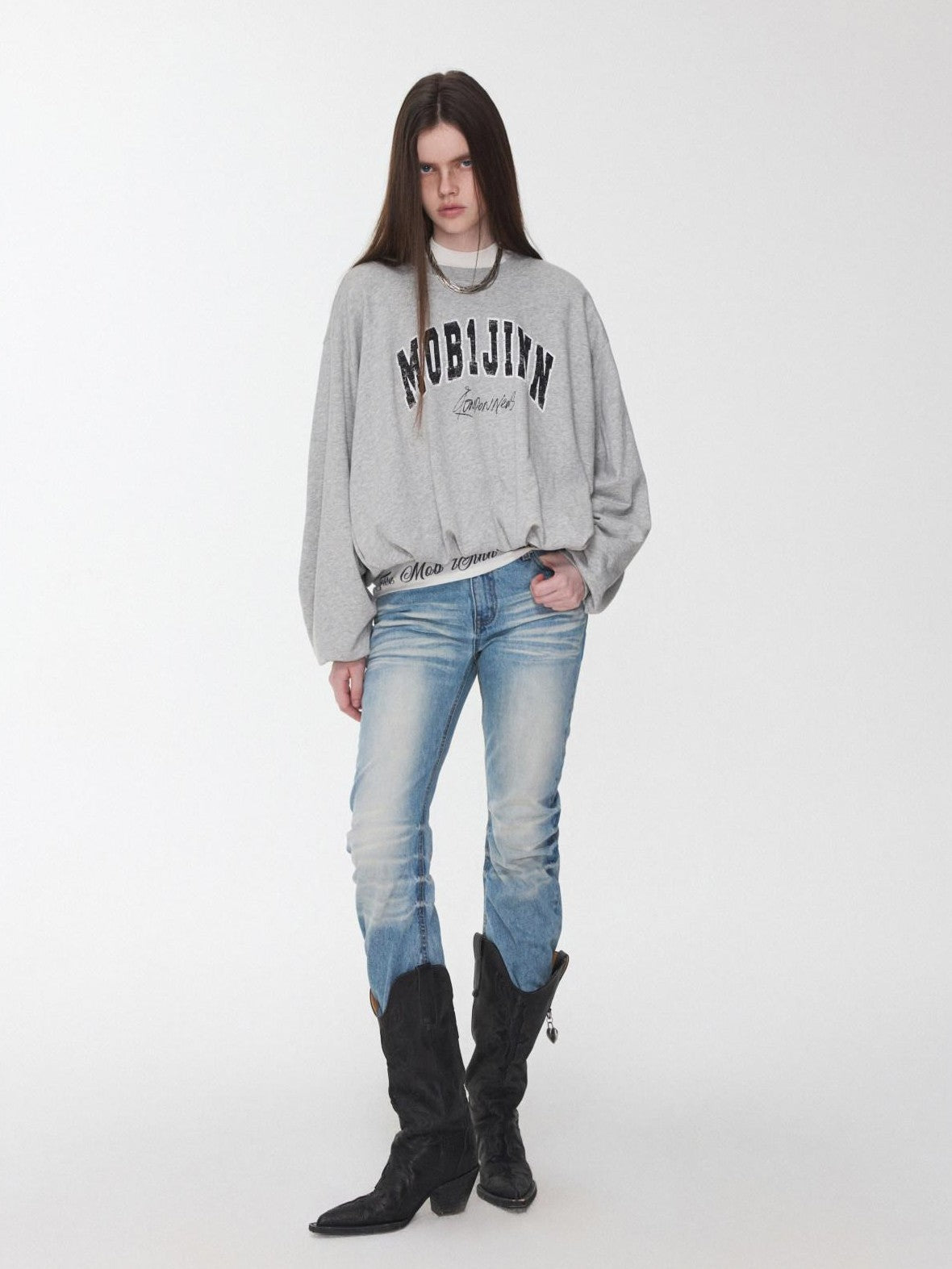 1JINN STUDIO Solid Crew Neck Sheer Hem Letter Print Women&