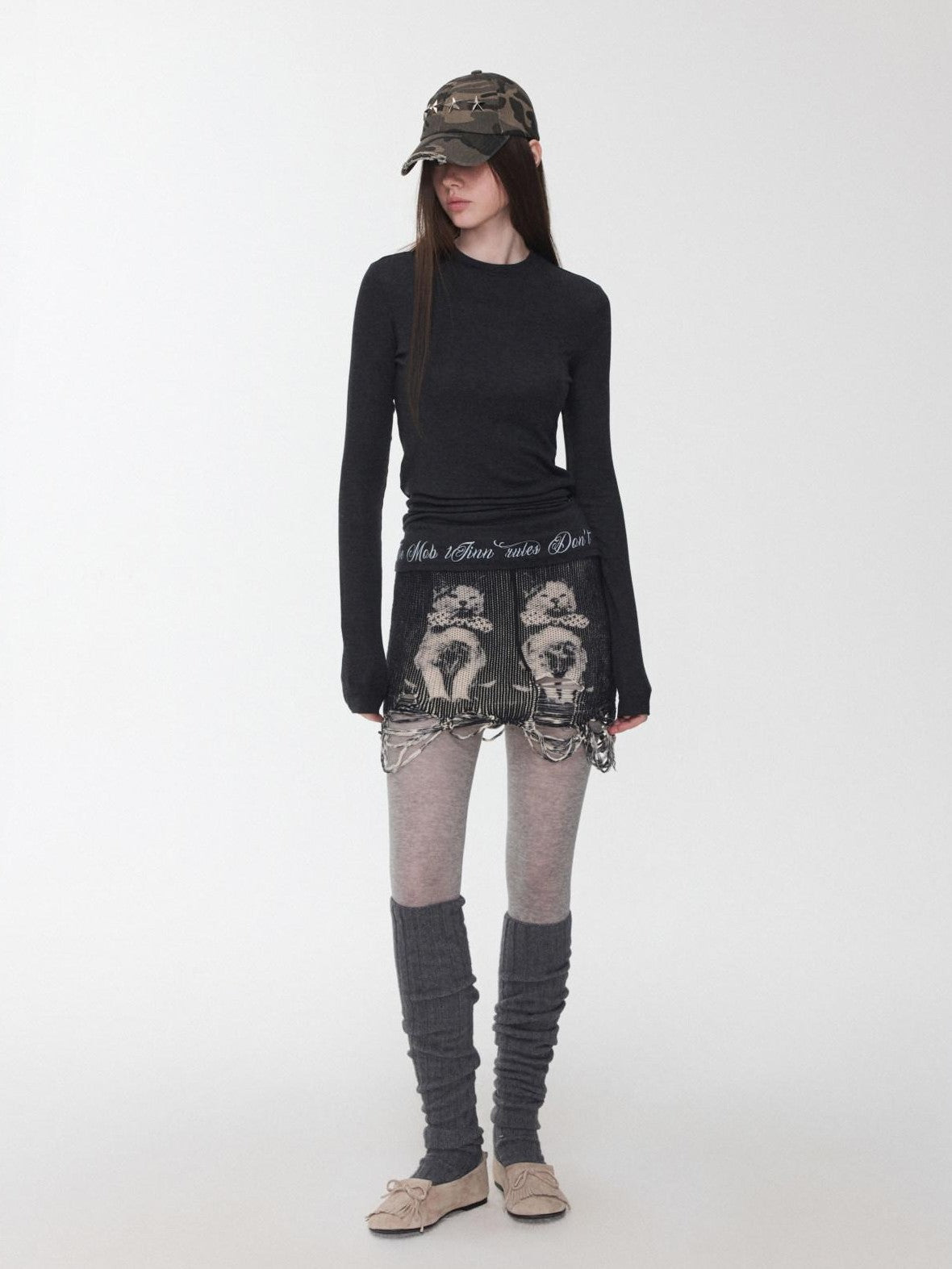1JINN STUDIO Solid Crew Neck Sheer Hem Letter Print Women&