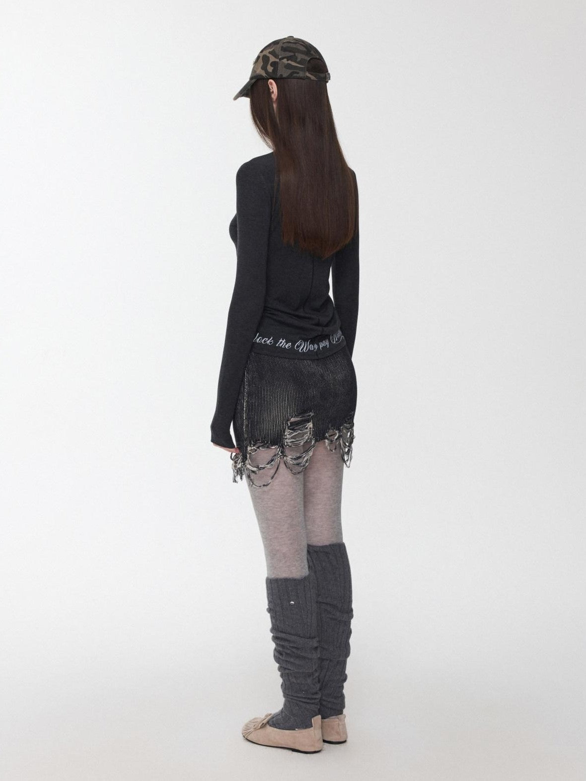 1JINN STUDIO Solid Crew Neck Sheer Hem Letter Print Women&