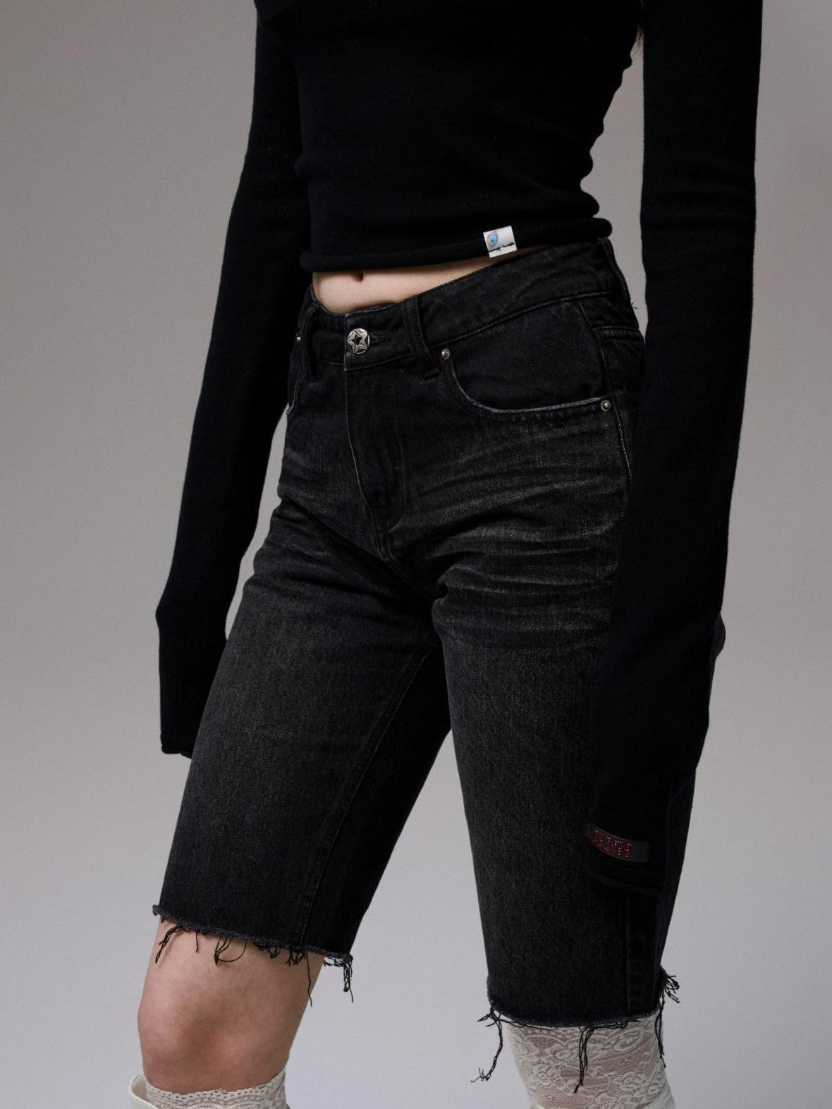 1JINN STUDIO Washed Black Distressed Embroidered Women&