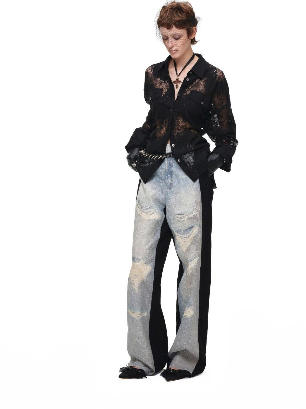 1JINN STUDIO Washed Distressed Spray Print Lace Mid Rise Women&