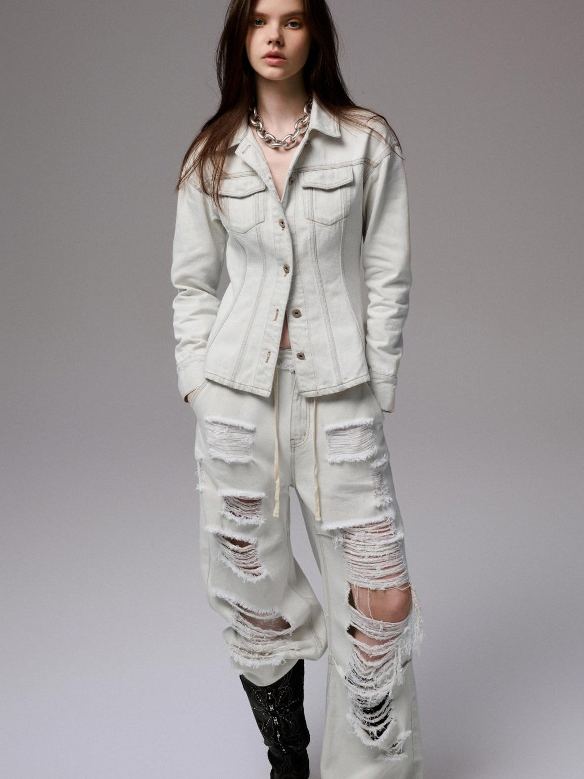 1JINN STUDIO Washed White Ripped Embroidered Low Waist Women&