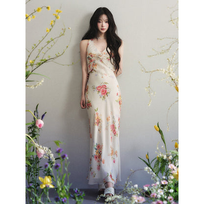 1P_STUDIO_Apricot_3d_Floral_V-neck_Sleeveless_Cinch_Waist_Women&