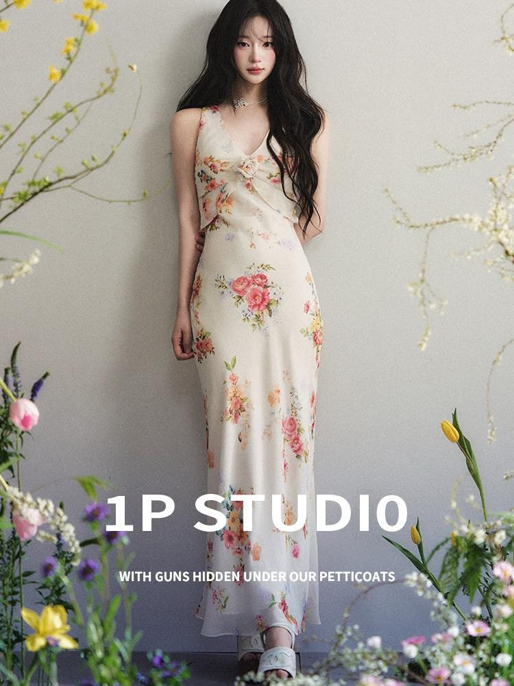1P STUDIO Apricot 3d Floral V-neck Sleeveless Cinch Waist Women&