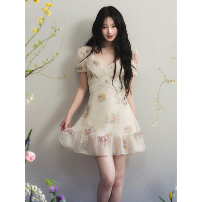 1P_STUDIO_Apricot_Floral_Puff_Sleeve_V-neck_Women&