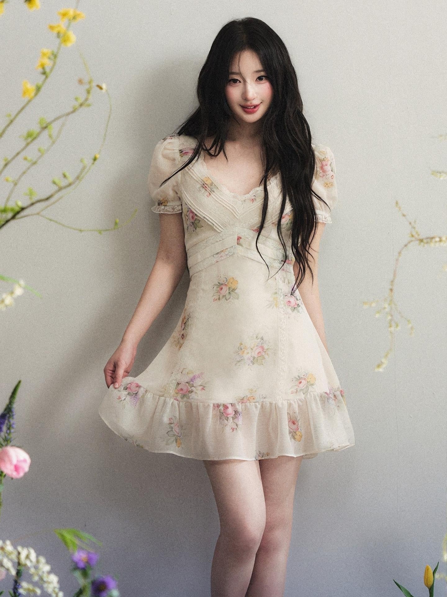 1P STUDIO Apricot Floral Puff Sleeve V-neck Women&
