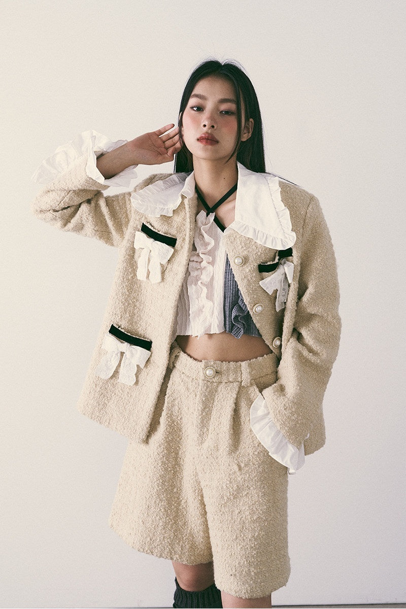 1P_STUDIO_Beige_Doll_Collar_Single_Breasted_Women&