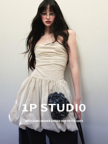 1P STUDIO Beige Fine Check Handcrafted Floral Cinched Waist Women&