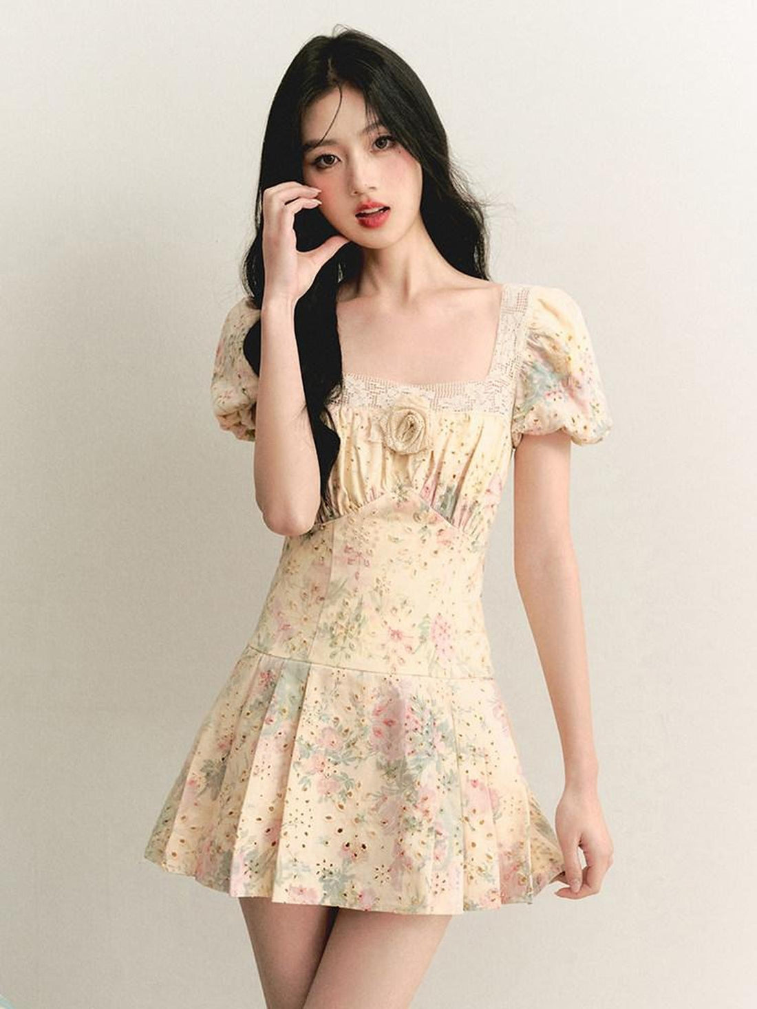 1P STUDIO Beige Floral Lace Cutout Square Neck A Line Women&