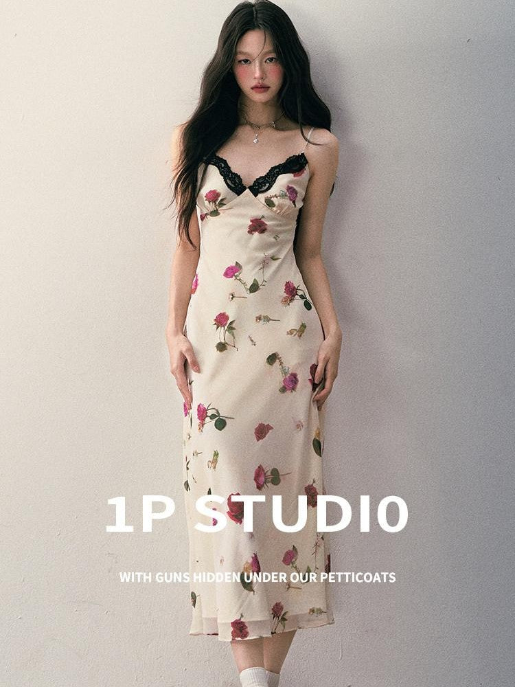 1P STUDIO Beige Rose Print Lace V-neck Cinched Waist Women&