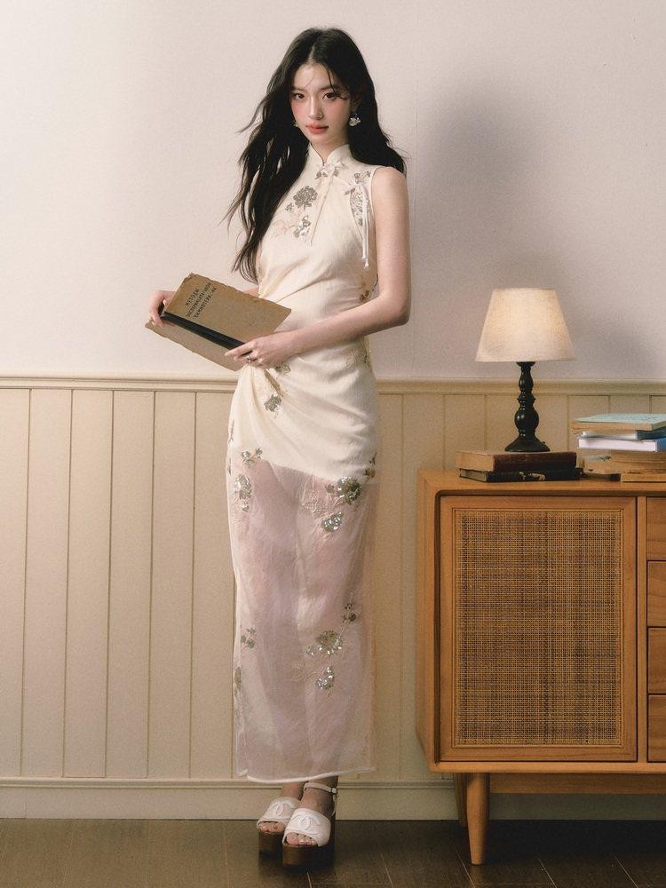 1P STUDIO Beige Sequin Embroidered Stand Collar Women&