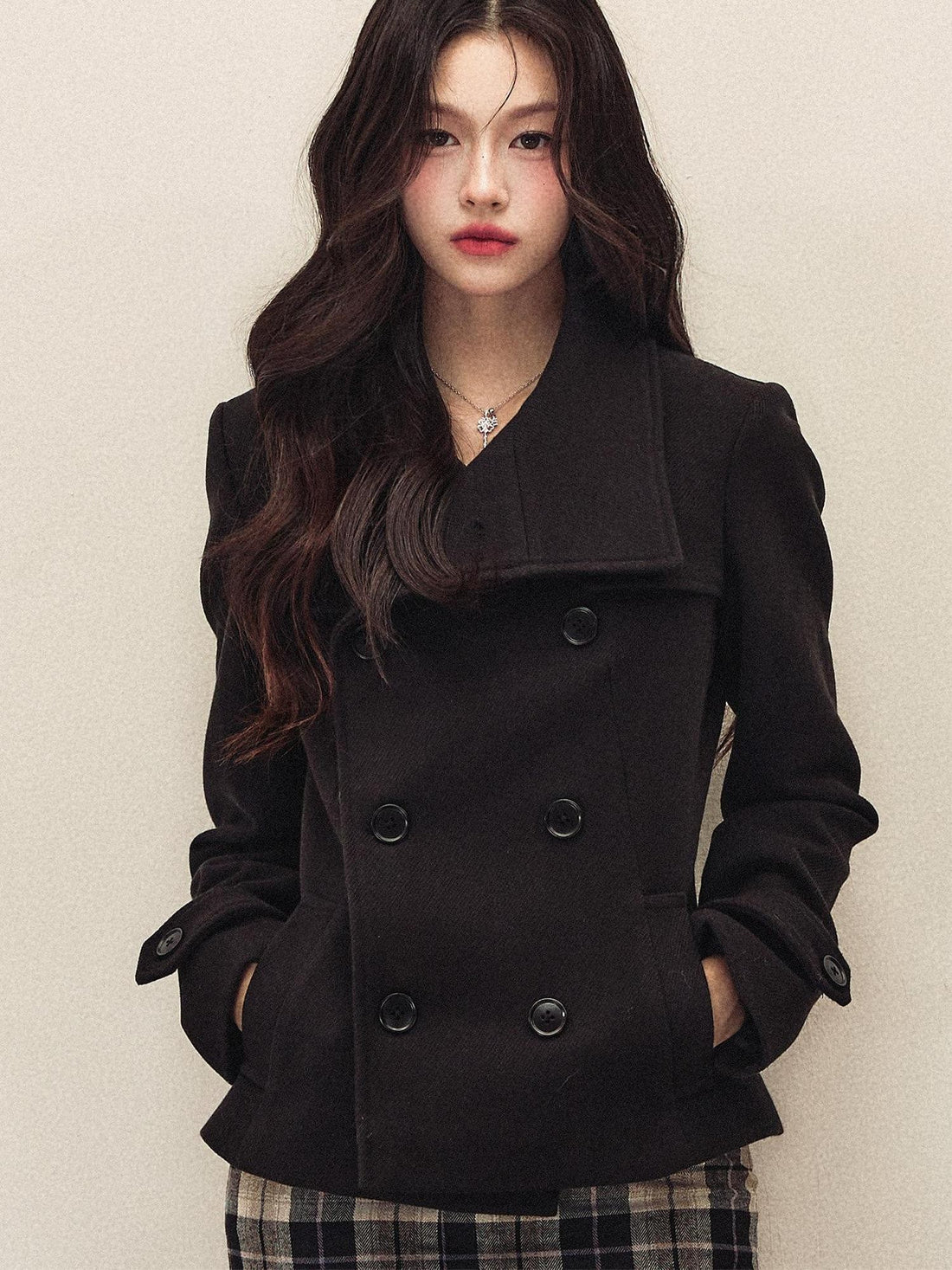 1P STUDIO Black Large Lapel Double Breasted Plaid Short Coat Women&