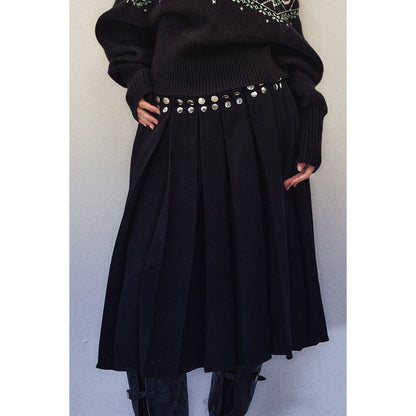 1P_STUDIO_Black_Twill_Pleated_Low_Waist_Women&