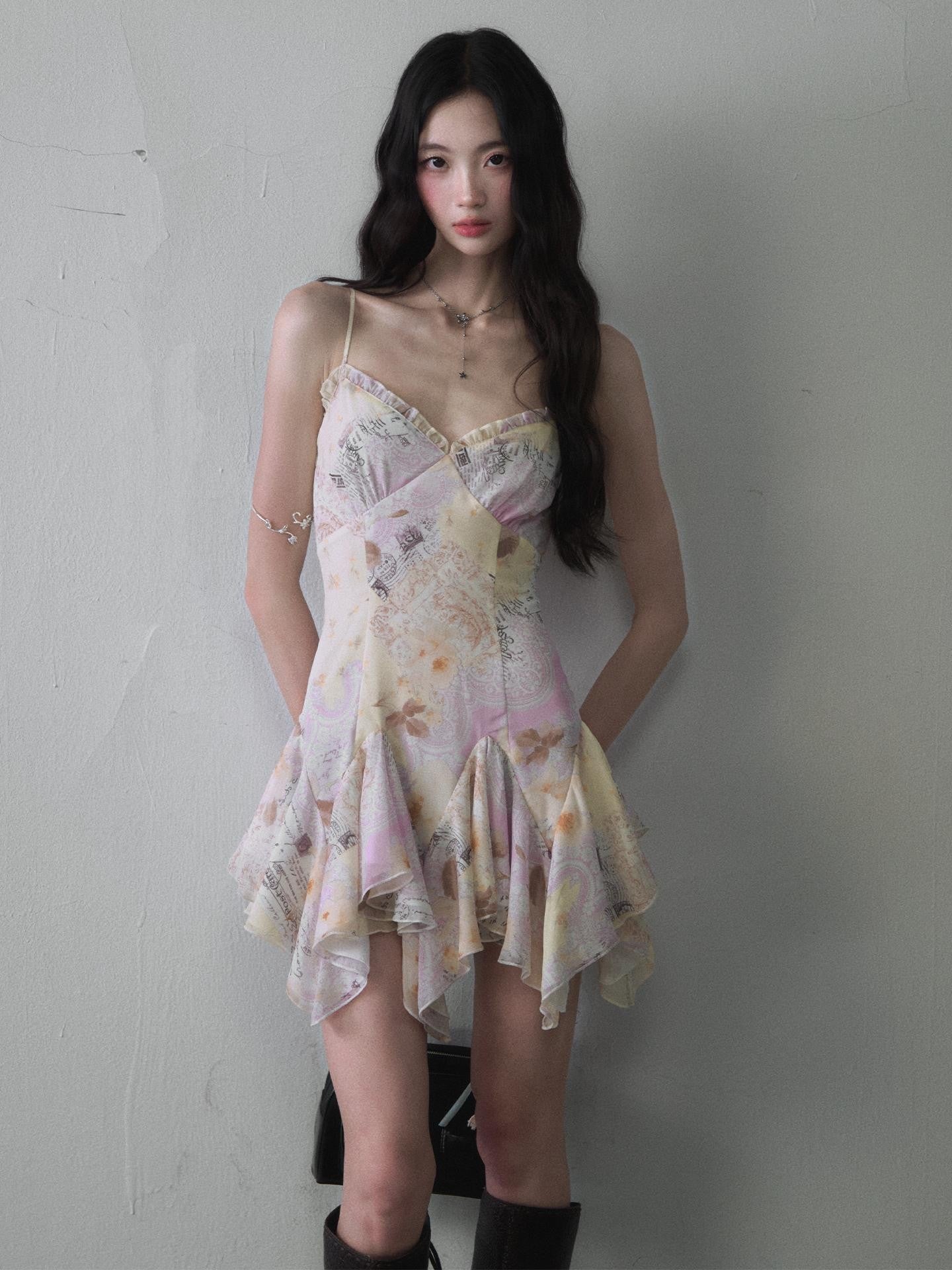 1P STUDIO Colorblock Printed Asymmetrical V-neck Women&