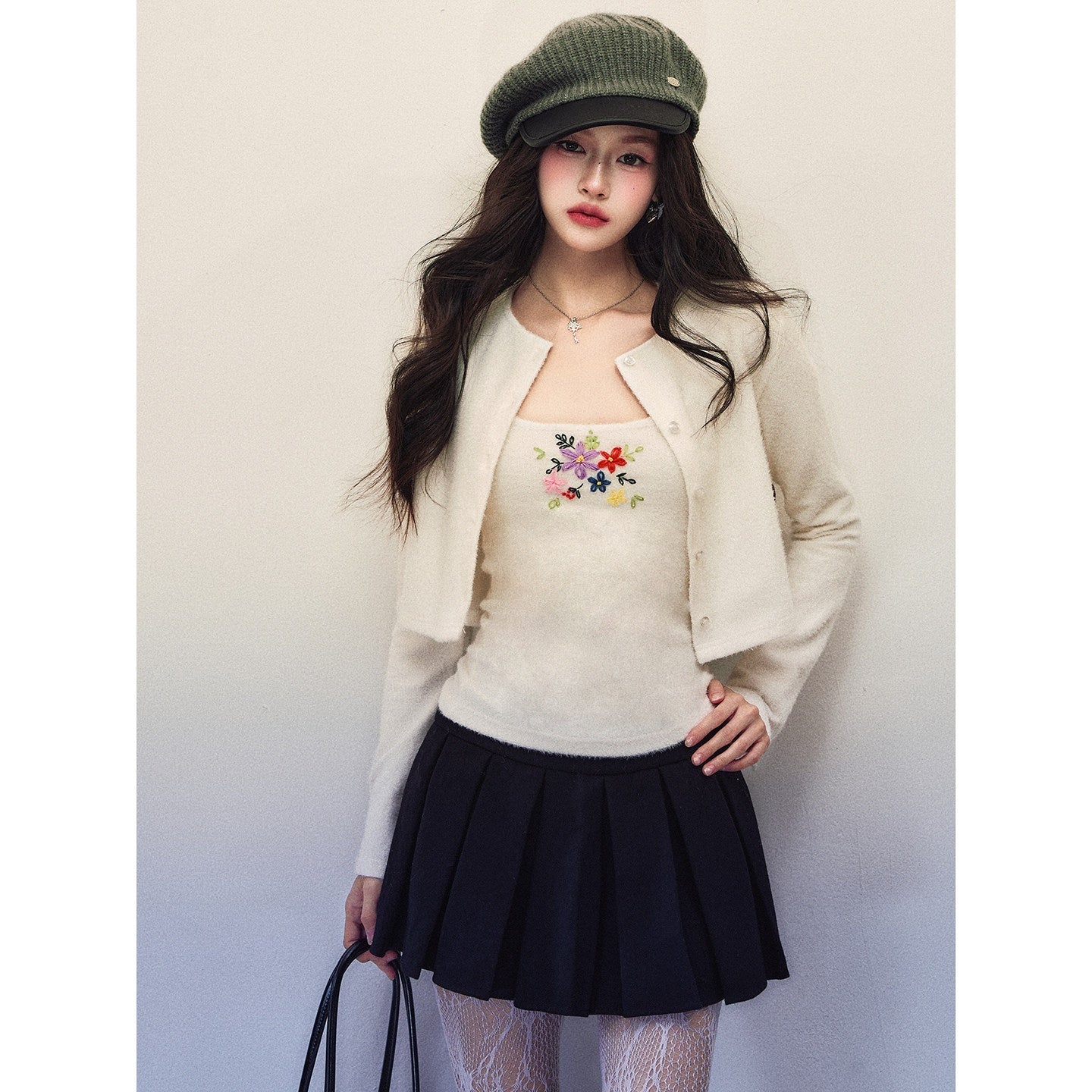 1P_STUDIO_Cropped_Embroidered_Stretch_Knit_Floral_Slim_Fit_Women&