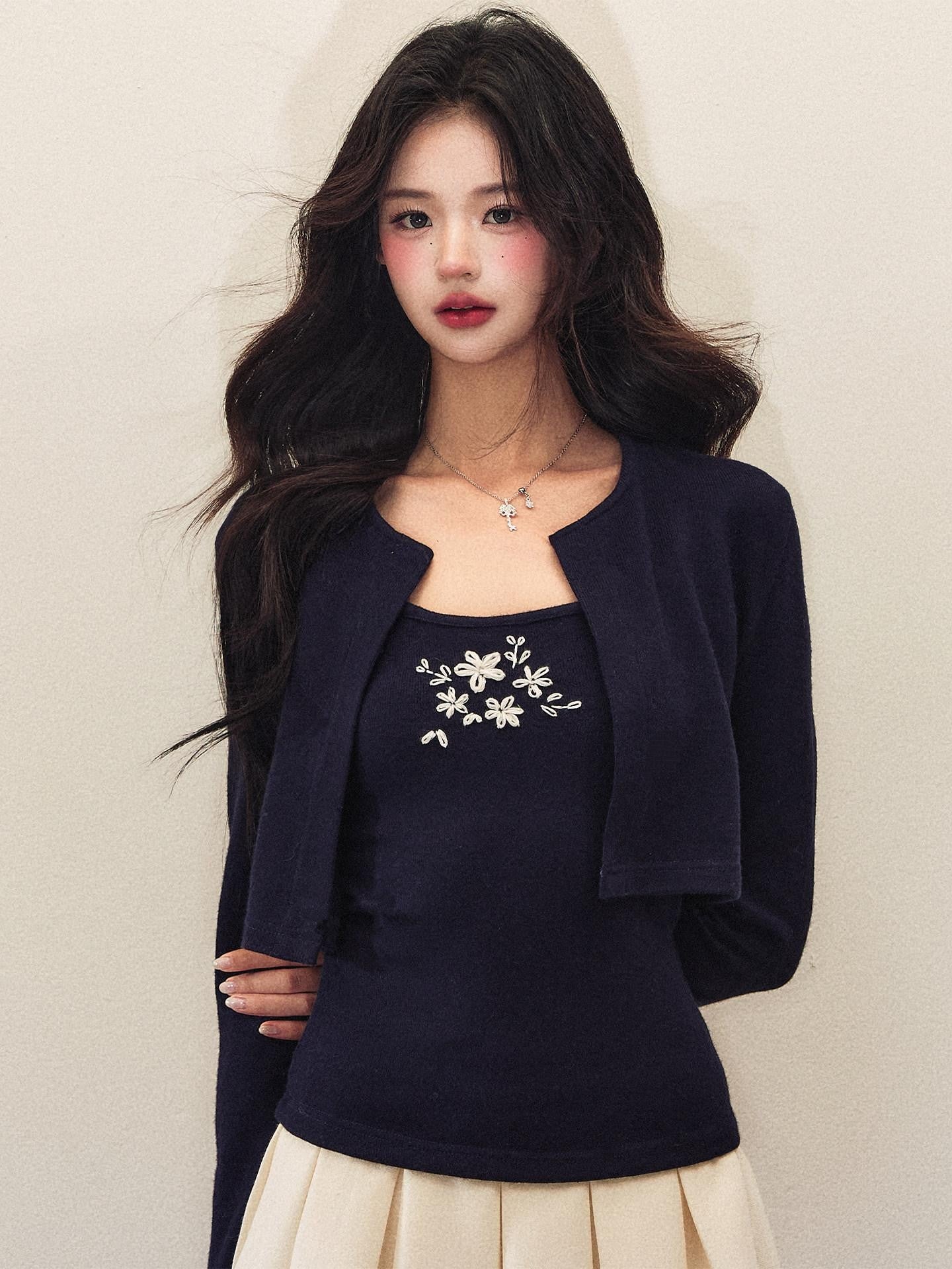 1P STUDIO Cropped Embroidered Stretch Knit Floral Slim Fit Women&