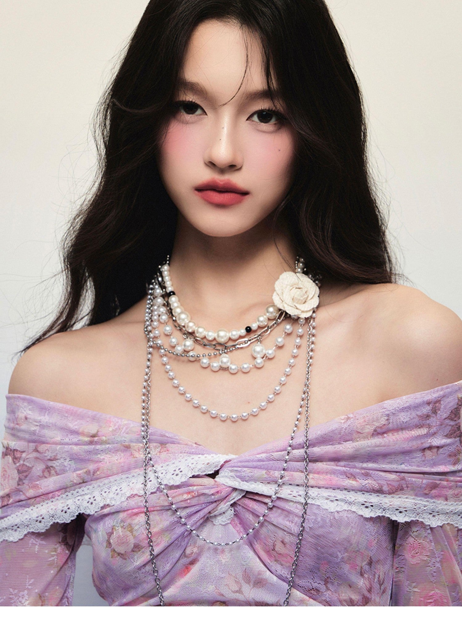 1P STUDIO Detachable Floral Pearl Multi Layer Chain Women&