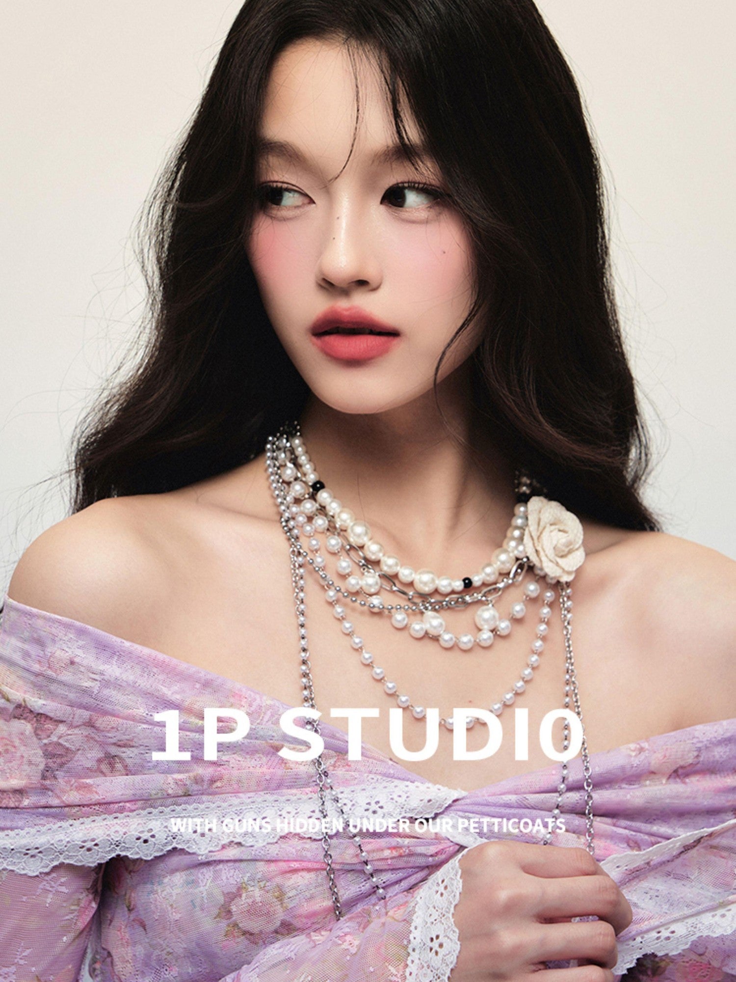 1P STUDIO Detachable Floral Pearl Multi Layer Chain Women&