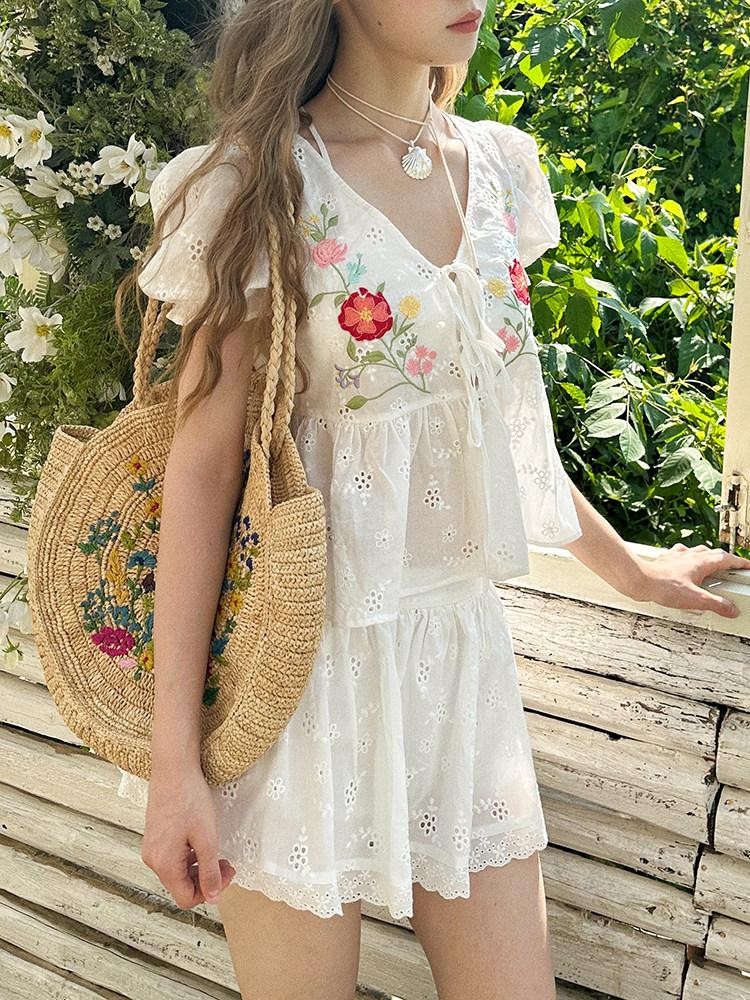 1P STUDIO Embroidered Floral V-neck Lace Shirt Women&