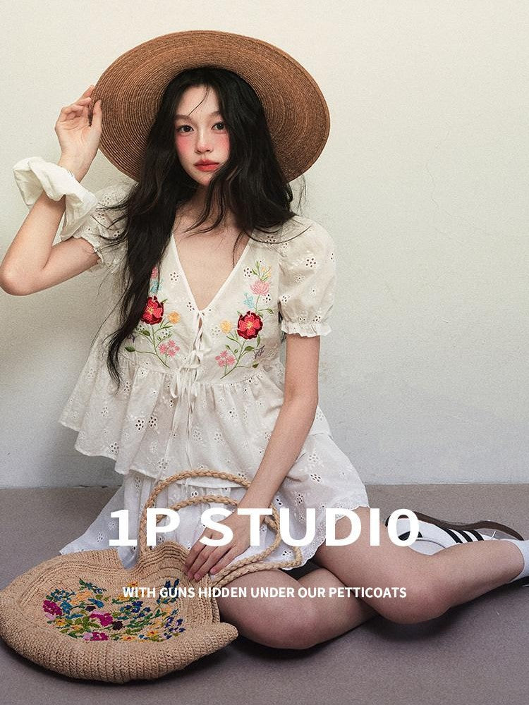1P STUDIO Embroidered Floral V-neck Lace Shirt Women&