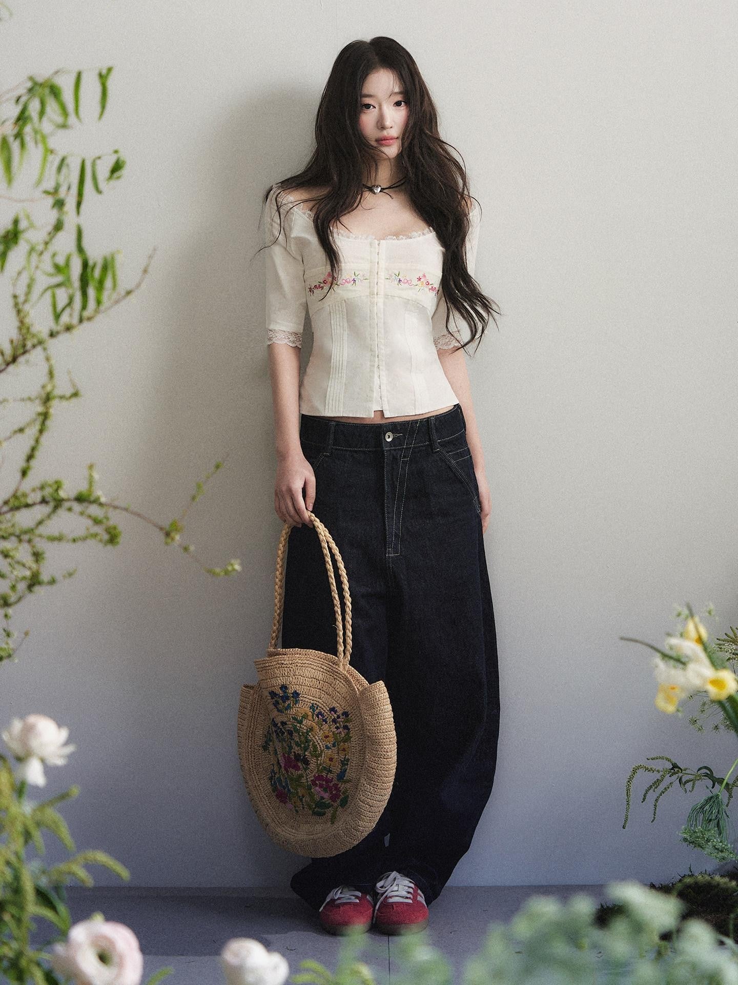 1P STUDIO Embroidered Front Square Neck Lace Trim Cropped Slim Waist Women&