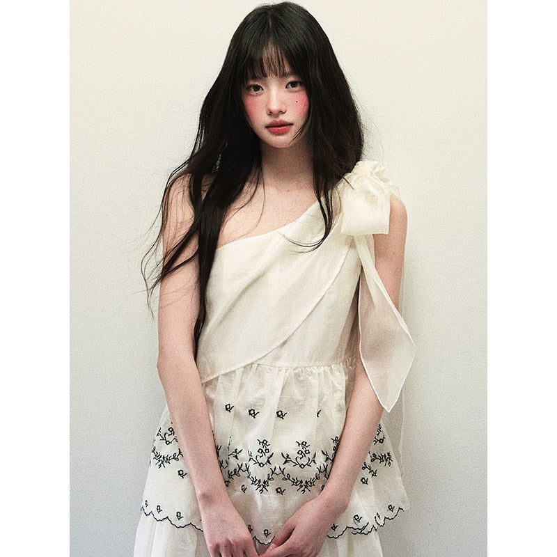 1P_STUDIO_Embroidered_One_Shoulder_Tie_Gathered_Skirt_Women&