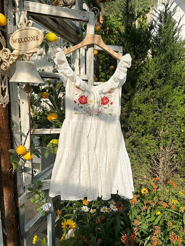 1P STUDIO Floral Embroidered Flutter Sleeve V-neck Tie Women&