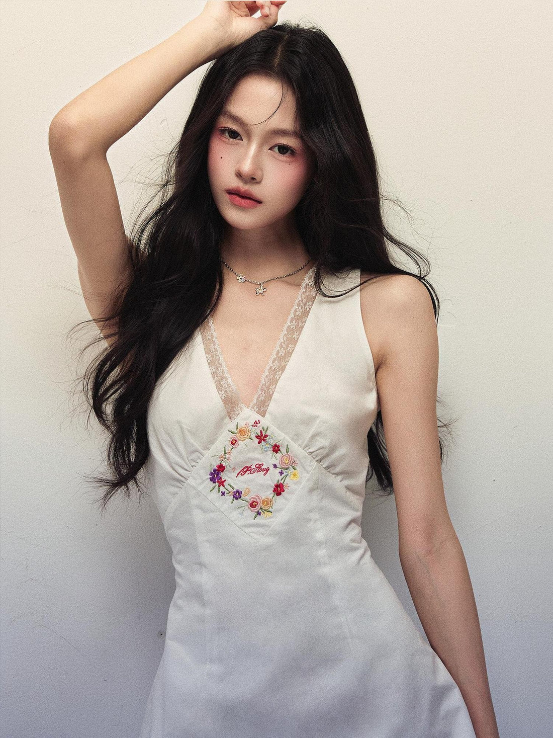 1P STUDIO Floral Embroidered Lace Halter V-neck A Line Women&