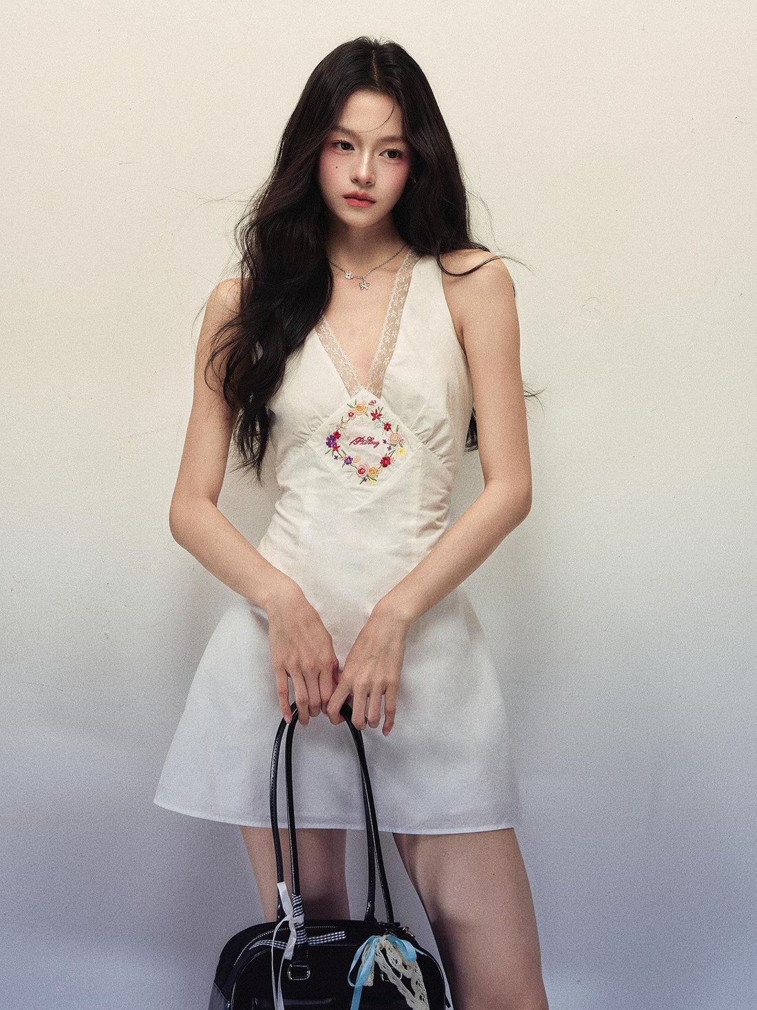 1P STUDIO Floral Embroidered Lace Halter V-neck A Line Women&