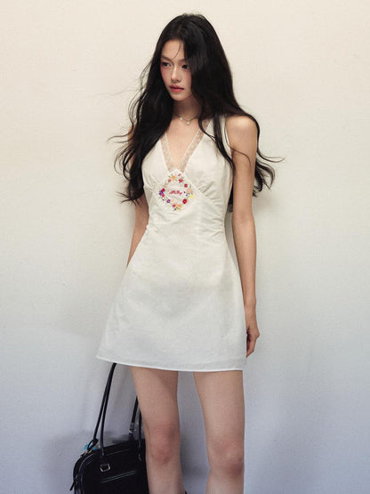 1P STUDIO Floral Embroidered Lace Halter V-neck A Line Women&
