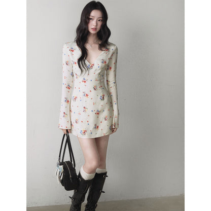1P_STUDIO_Floral_Print_V-neck_Long_Sleeve_Cinched_Waist_Women&