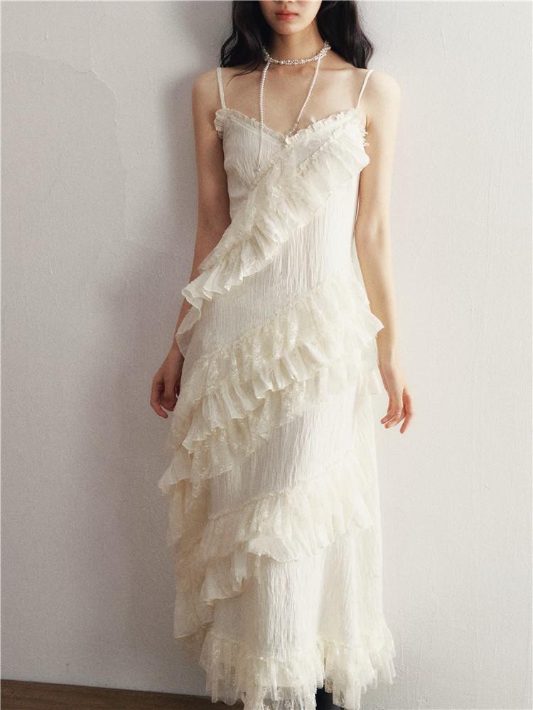 1P STUDIO Ivory Lace Ruffle V-neck Pleated Slim Fit Women&