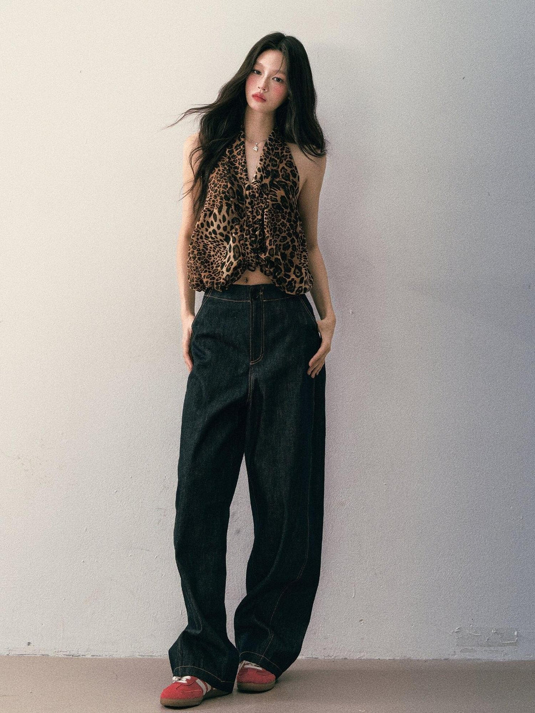 1P STUDIO Leopard Print V-neck Asymmetric Knot Slim Cropped Women&