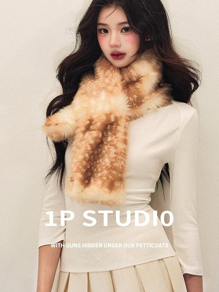 1P STUDIO Light Brown Cute Deer Fuzzy Cross Short Women&