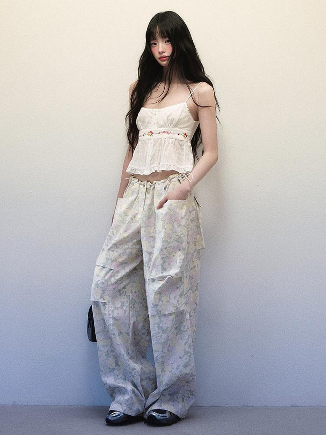 1P STUDIO Light Green Floral High Waist Cargo Women&