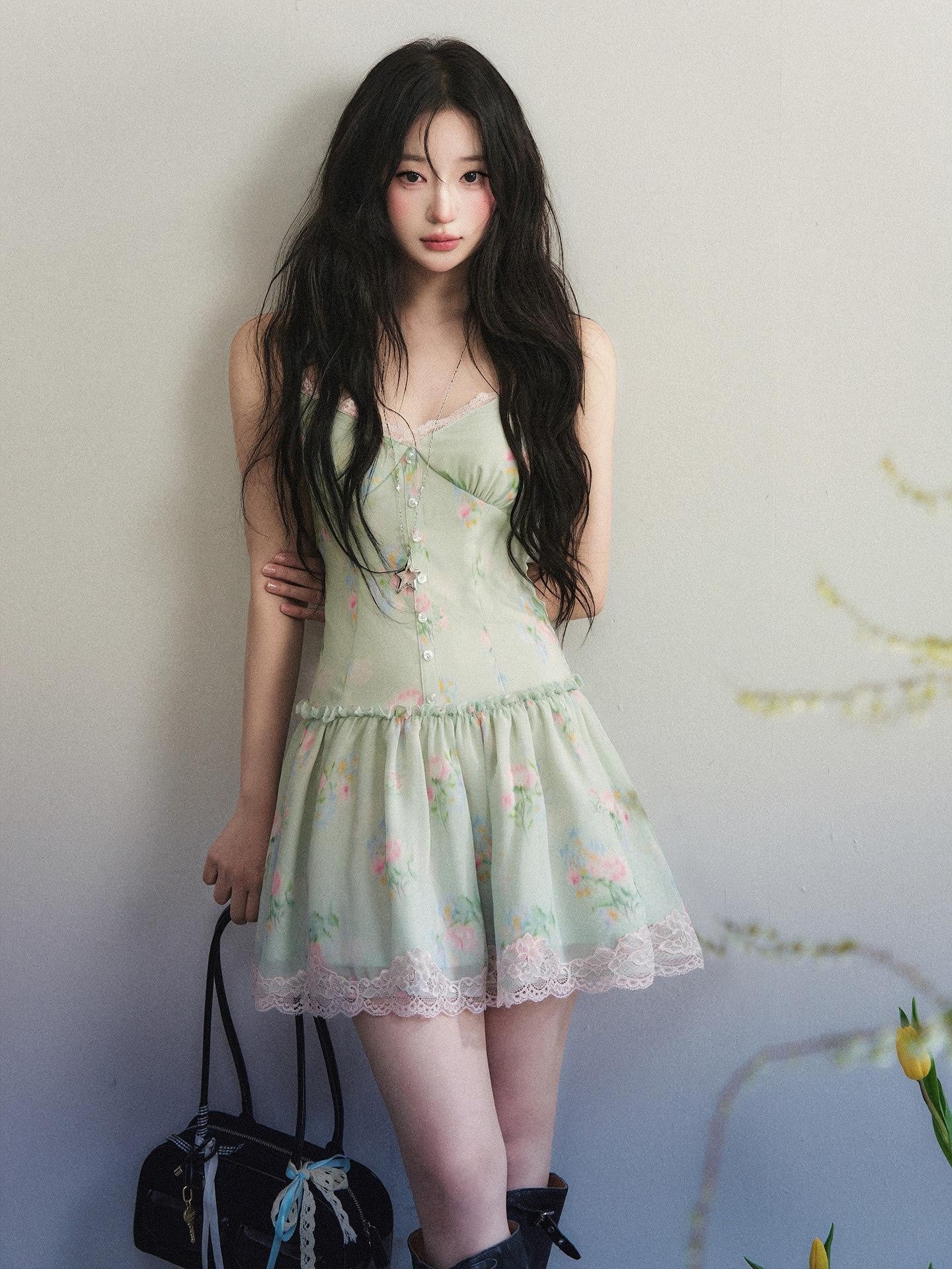 1P STUDIO Light Green Printed Lace Trim V-neck Women&