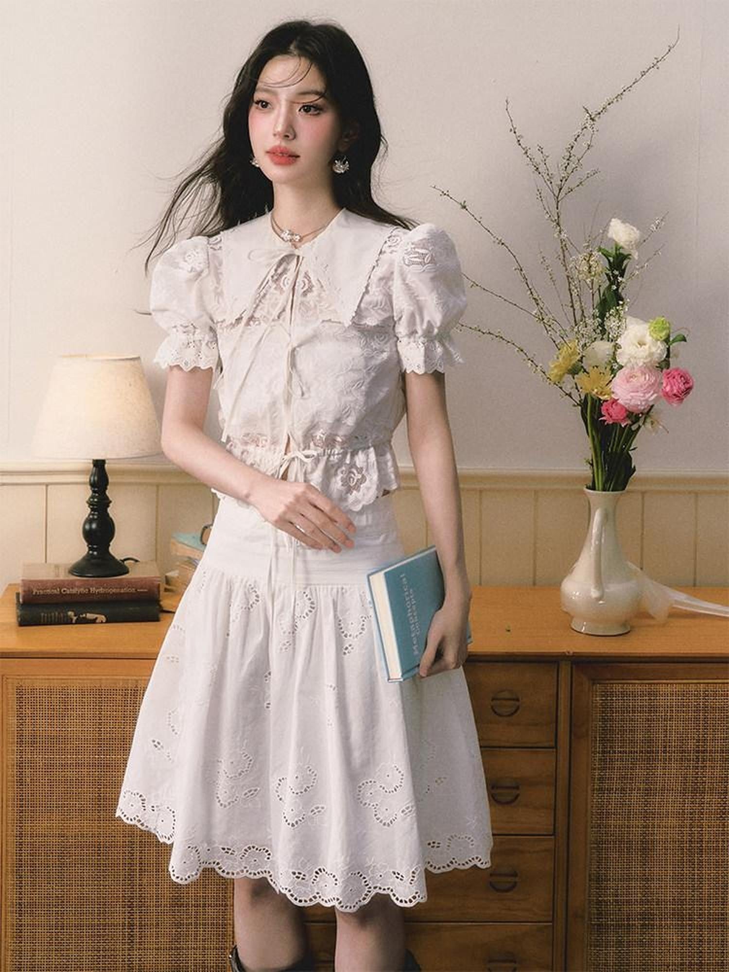 1P STUDIO Openwork Embroidered Puff Sleeve Lace Trim Women&
